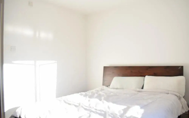 Spacious 2 Bedroom Apartment in Holloway