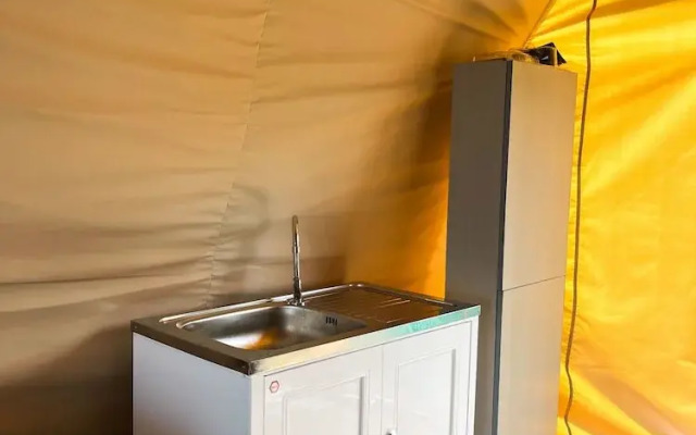 Floating Home in Reef Resort Unit 13