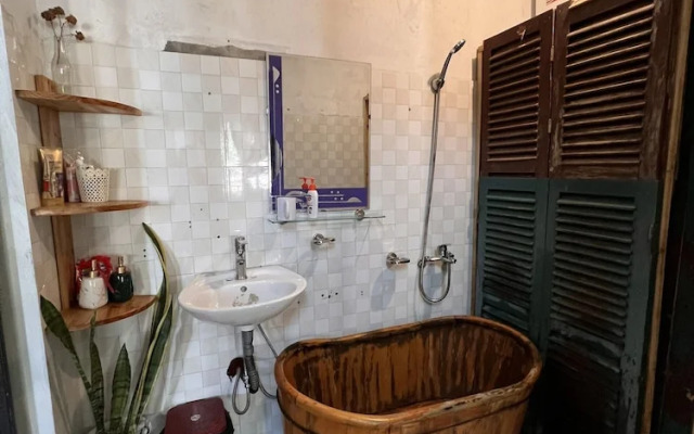 Saigonese Trekking House - Hostel