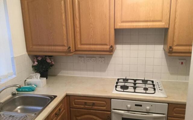 Quiet Residential Area, Within Easy Reach to Town