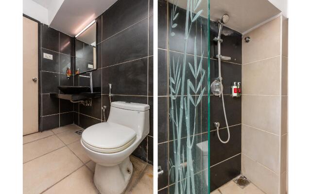 Collection O 79149 Grace Residency RK Salai