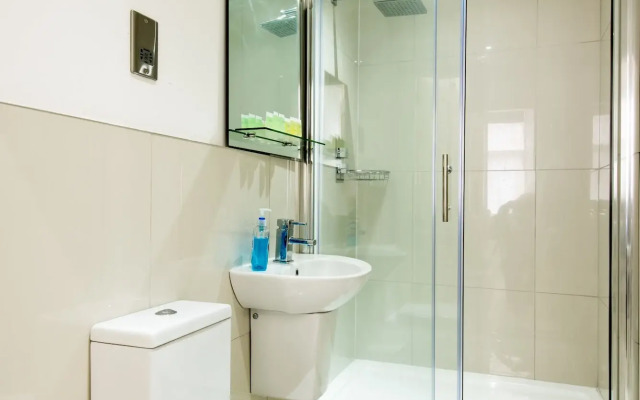 Royal Princes Suites