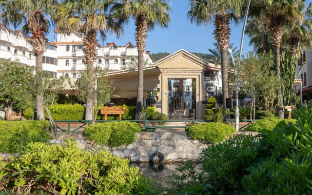 Mitos Apartments