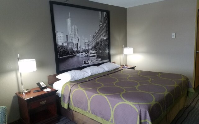 Super 8 Ohare Chicago Elk Grove Village