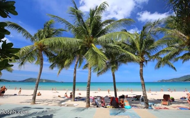 Phuket Villa Patong Beach (Condominium Phuket Patong Beach).
