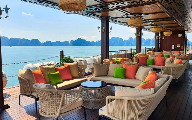 La Vela Classic Cruise - Managed by Paradise Cruises