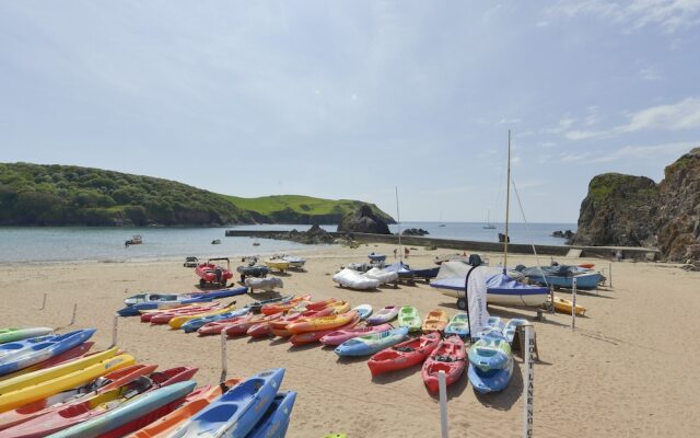 4 Coastguards Cottage