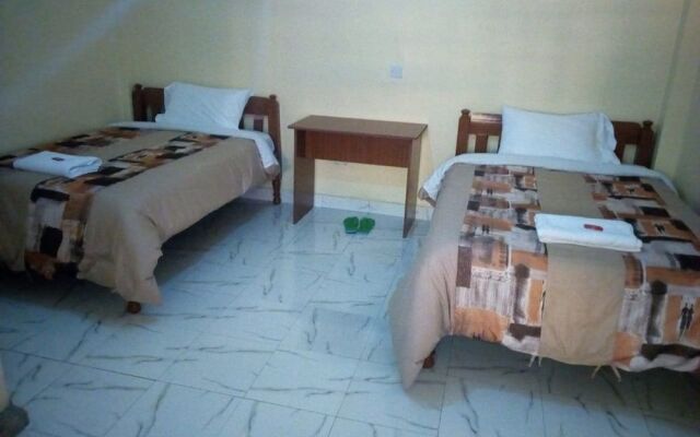 Sweet Hut Hotel
