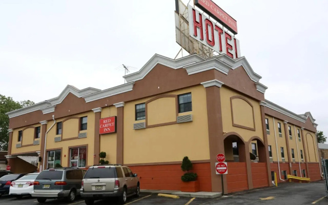 Red Carpet Inn Elmwood Park