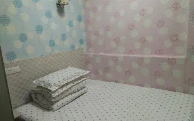 Rujia Apartment