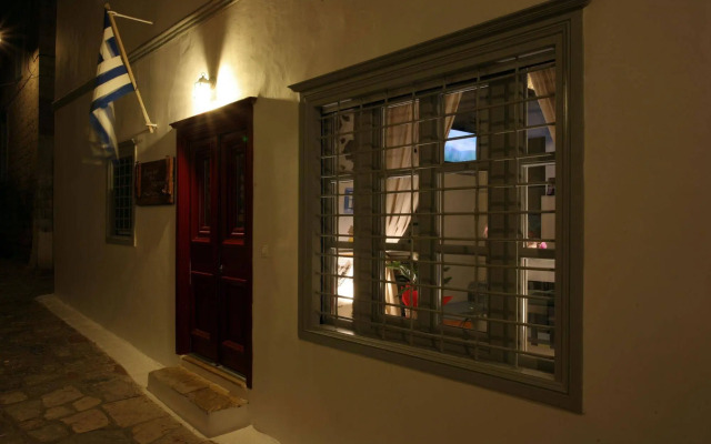 Mastoris Mansion