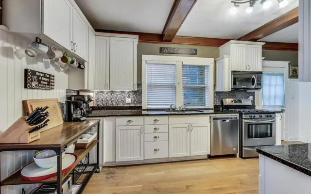 Bay's Place Vacation Rental