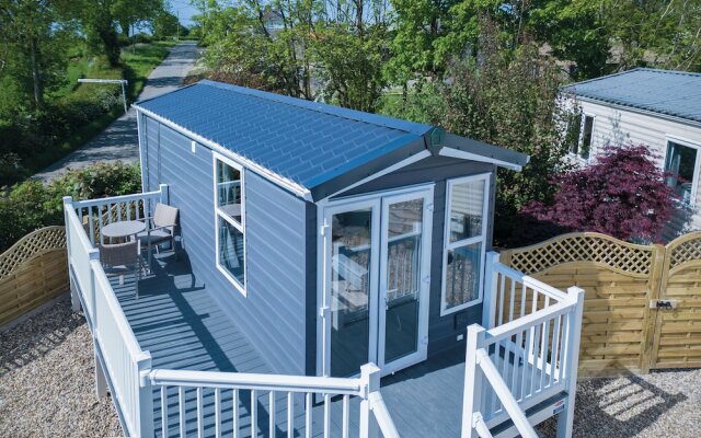 The Studio - 1 Bedroom Cabin - Amroth
