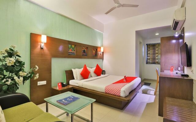 OYO 13372 Hotel Laksh Residency