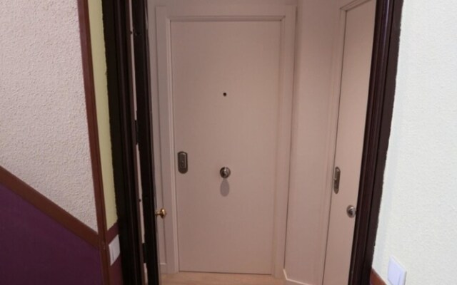 Apartment With one Bedroom in Madrid, With Wonderful City View, Balcony and Wifi