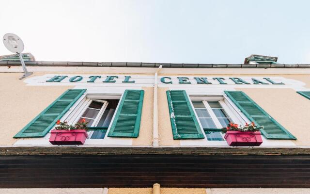 hotelImage