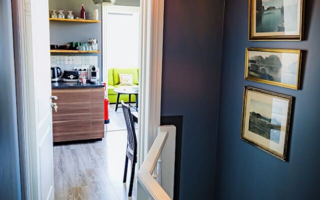 Guesthouse Hóll