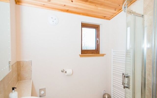 Tawny Lodge