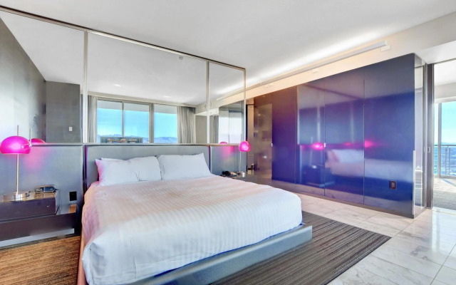 Palms Place