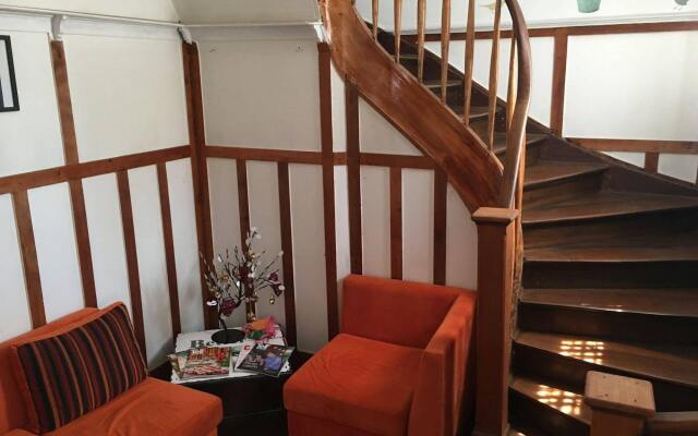 Hostal Cafe Mandala