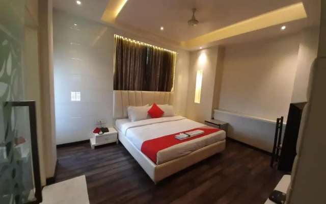 Hotel Lotus Residency