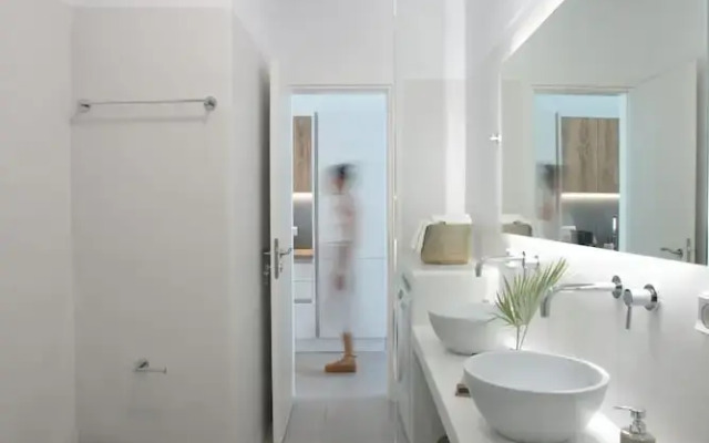 Seanfinity Beachfront Suites