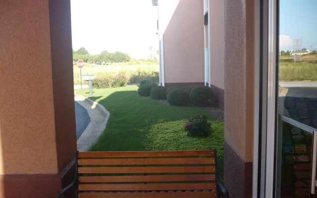 Motel 6 Dawsonville, GA - North GA Premium Outlets