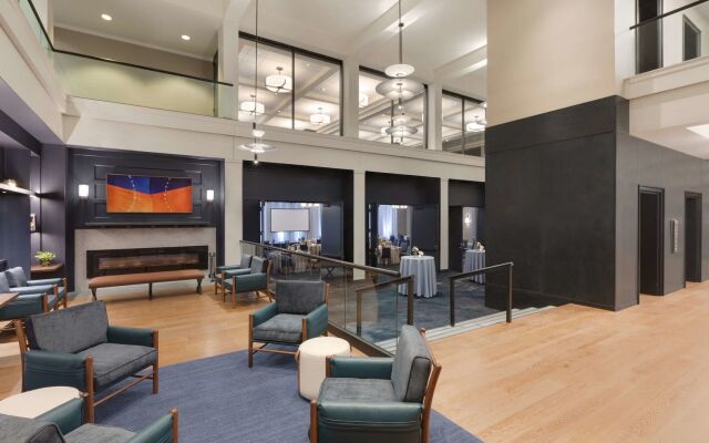 Hotel Champlain Burlington, Curio Collection by Hilton