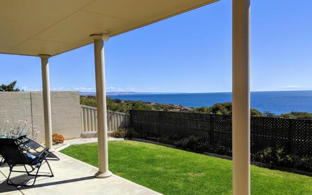 Ochre Point Beach House on Moana Seafront