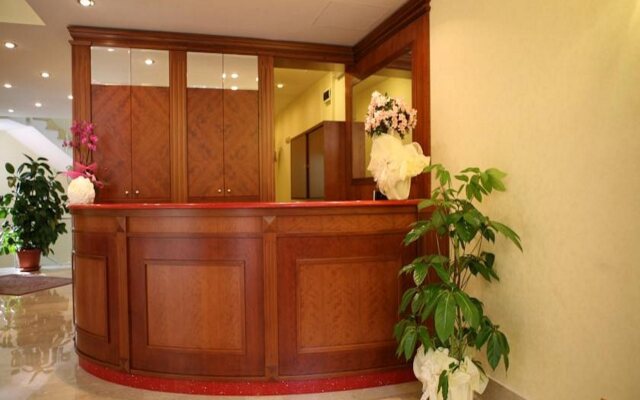 Hotel Citta 2000