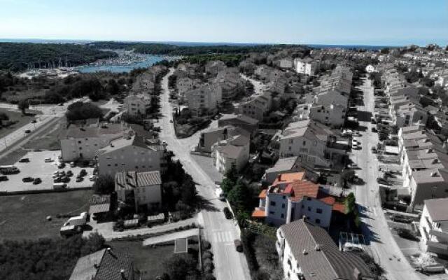 Apartments Vratovic