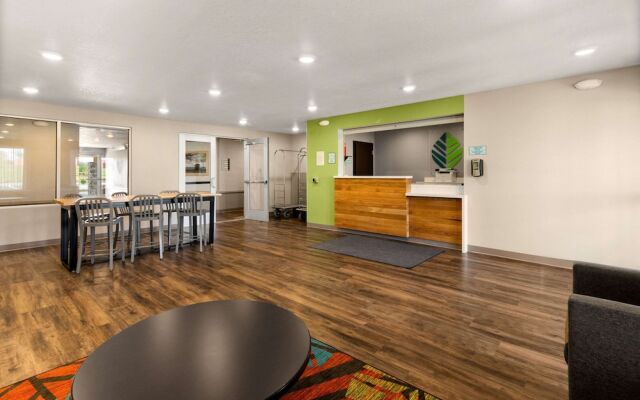 Woodspring Suites Bowling Green I-65