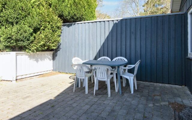 6 Person Holiday Home in Ebeltoft