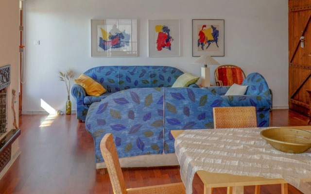 Cosy House Boat in Platanidia with Swimming Pool