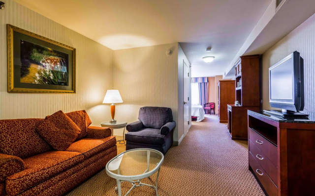 Hilton Garden Inn Milwaukee Northwest Conference Center