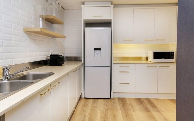 Dunmore Apartment