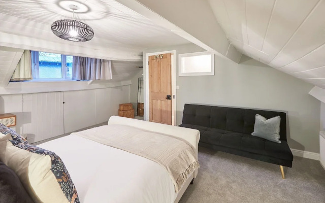 Host Stay Sleepers No 8