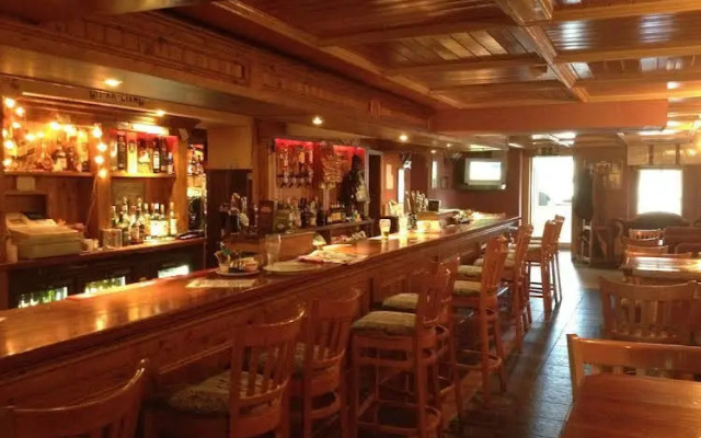 Countrywide Inns - Brannigans Glendine Inn