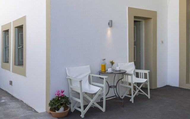 Aria Lito Mansion