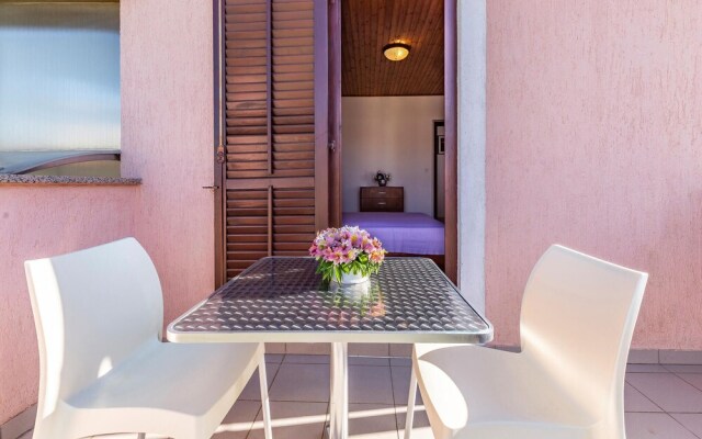 Stunning Home in Pula With Wifi and 7 Bedrooms