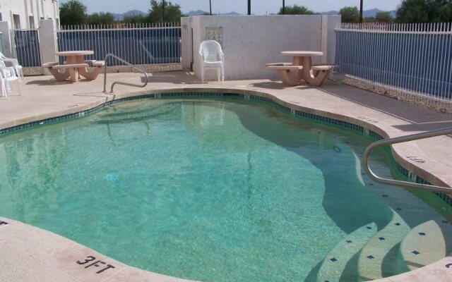 Americas Choice Inn And Suites