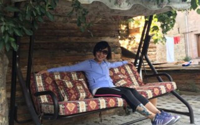 Falcon Cave Suites
