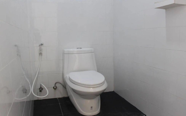 OYO 1054 Phuket Backpacker Hostel