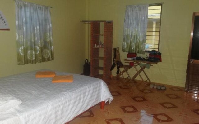 Luot Van Guest House