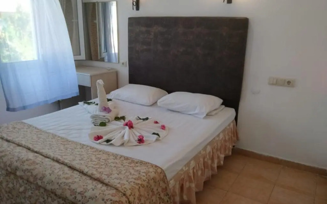 RED Hotel
