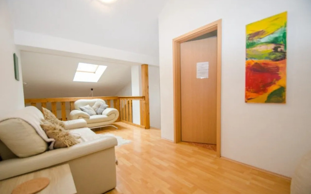 Apartment 3-room-maisonette