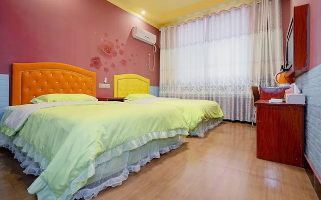 Zhangjiajie Memeda Theme Hotel