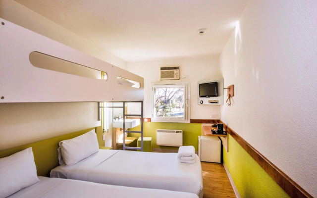 ibis budget Canberra