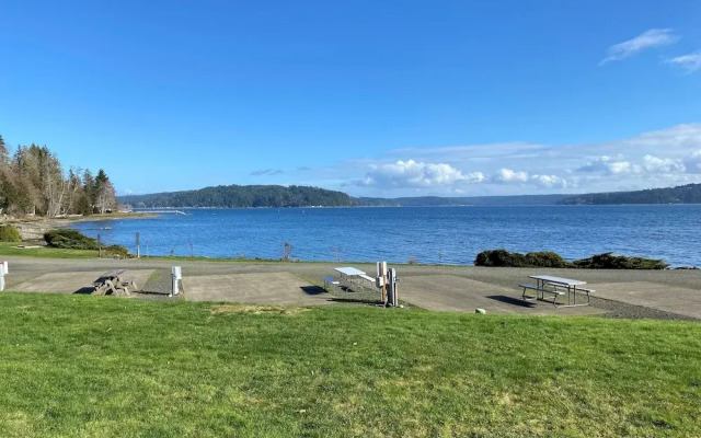 Watefront at Potlatch