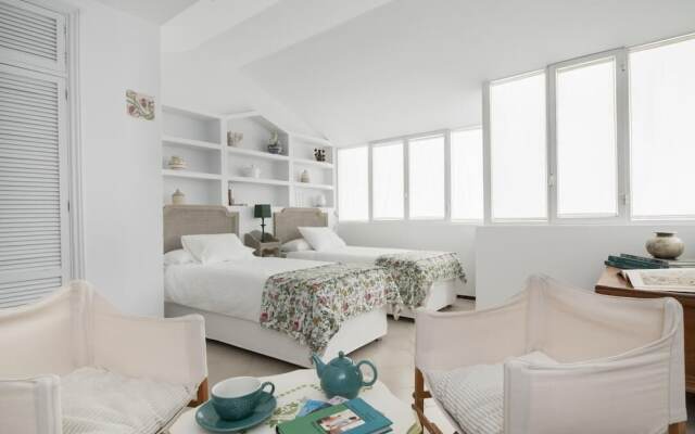 Bright And Beautiful 3 Bd Apartment With Private Terrace Magdalena Terrace